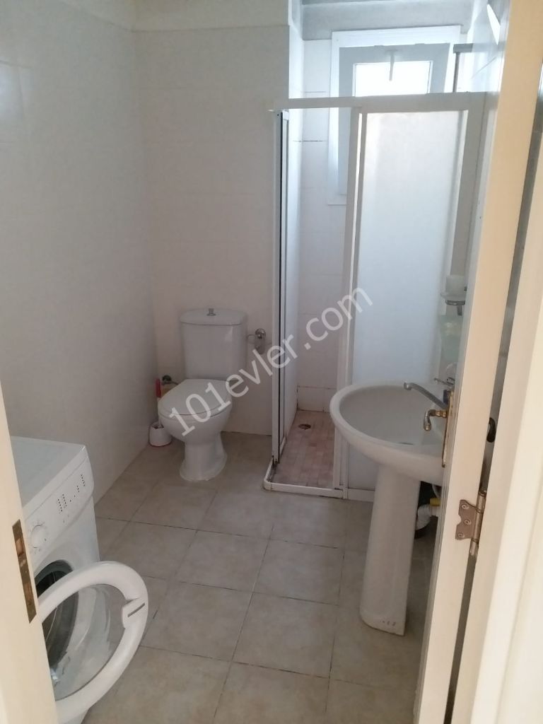 Kyrenia Centre 1+1 flat for rent