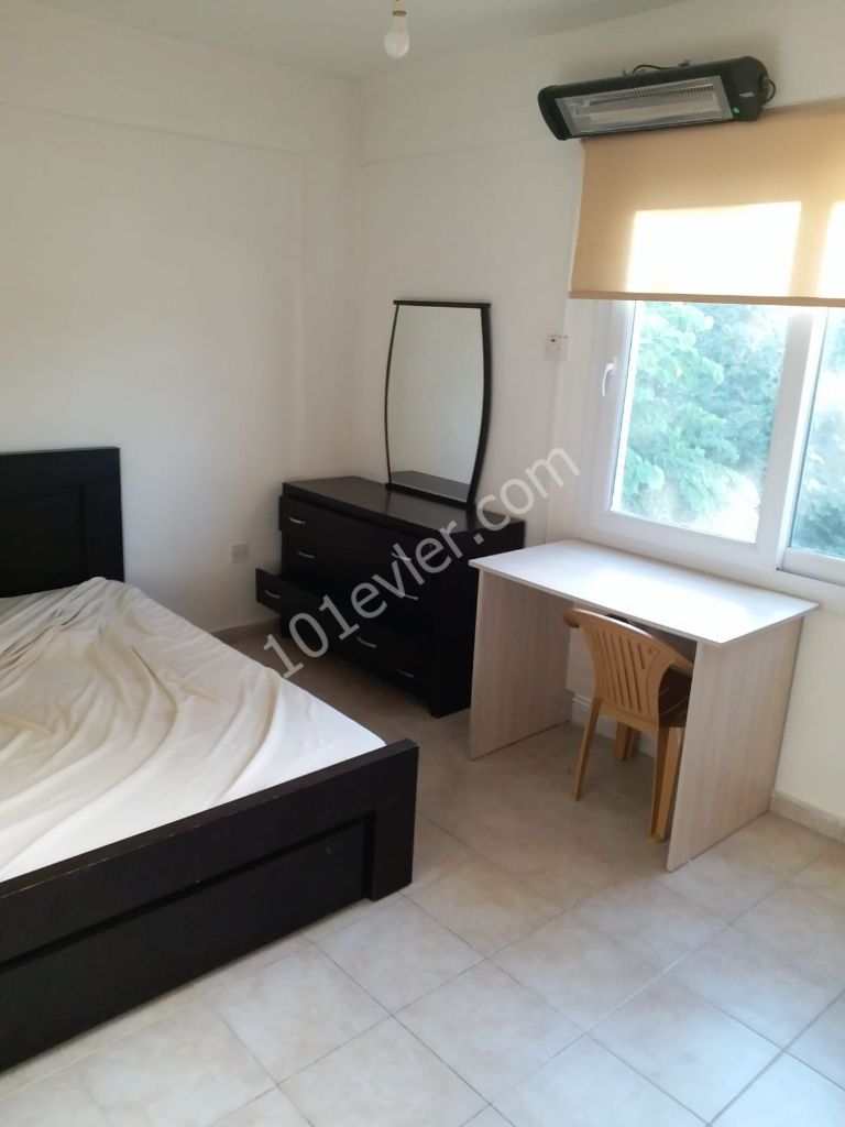 Kyrenia Centre 1+1 flat for rent