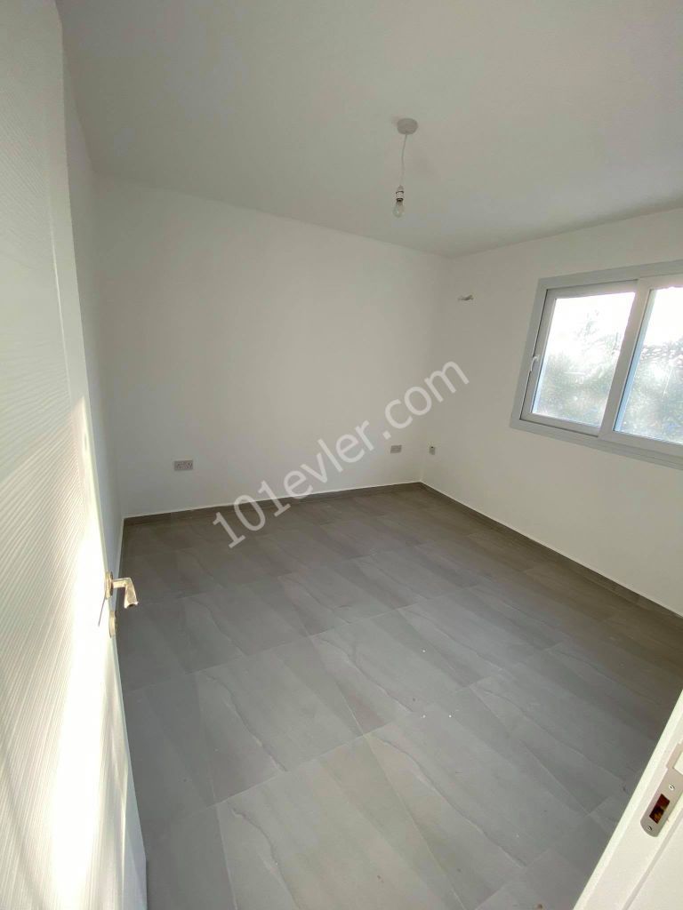 KYRENIA CENTRE 3+1 FLAT FOR RENT