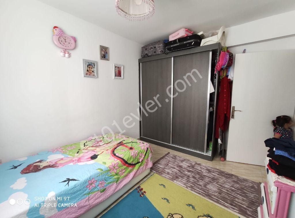 KARAKUM AREA 2+1 FLAT FOR SALE