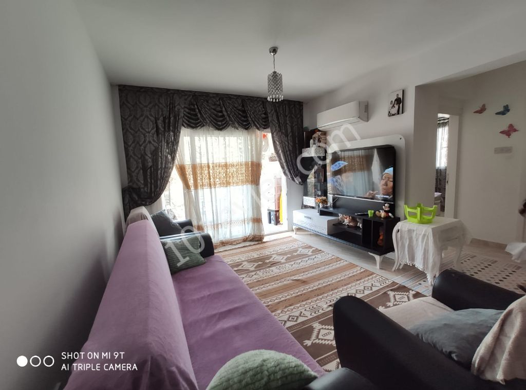 KARAKUM AREA 2+1 FLAT FOR SALE