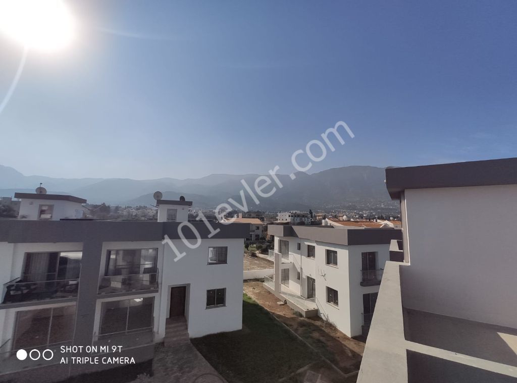 ALSANCAK AREA 2+1 FLAT FOR SALE