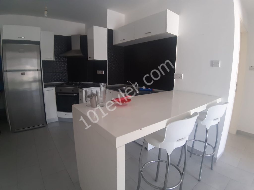 Kyrenia Centre 2+1 flat for rent