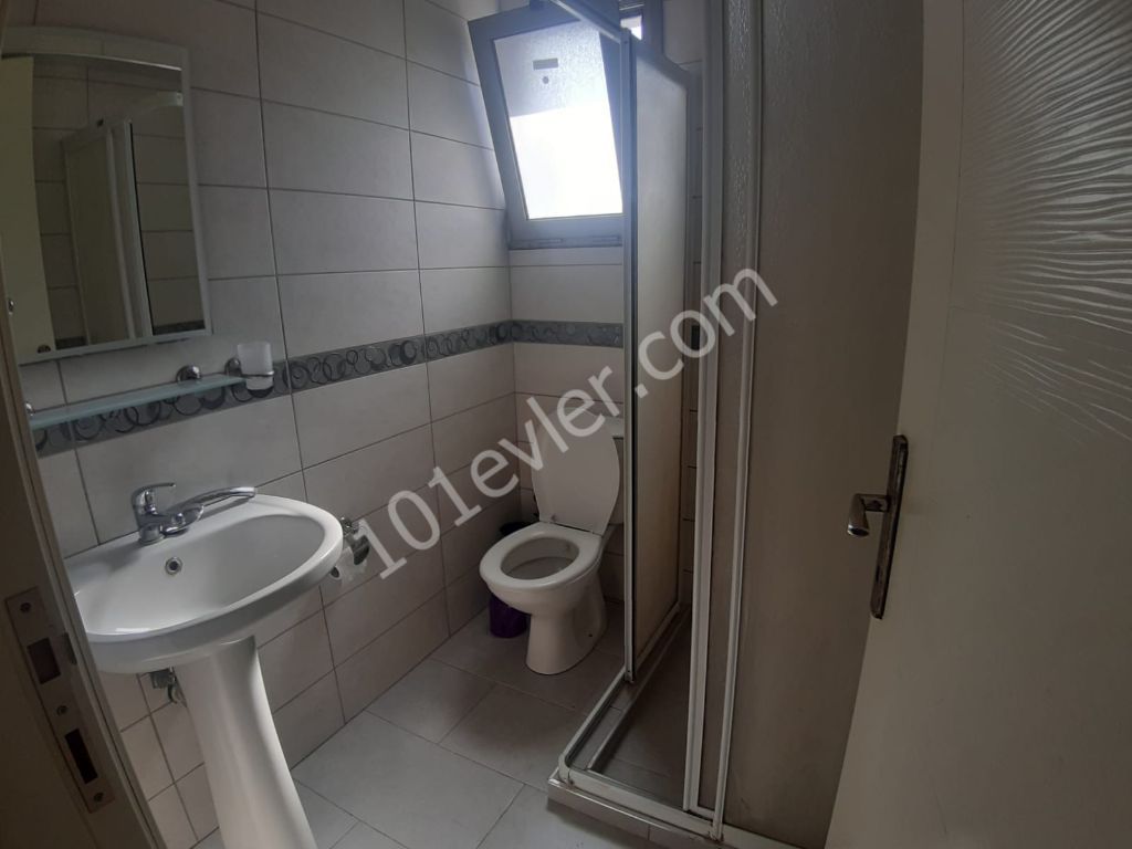 Kyrenia Centre 2+1 flat for rent