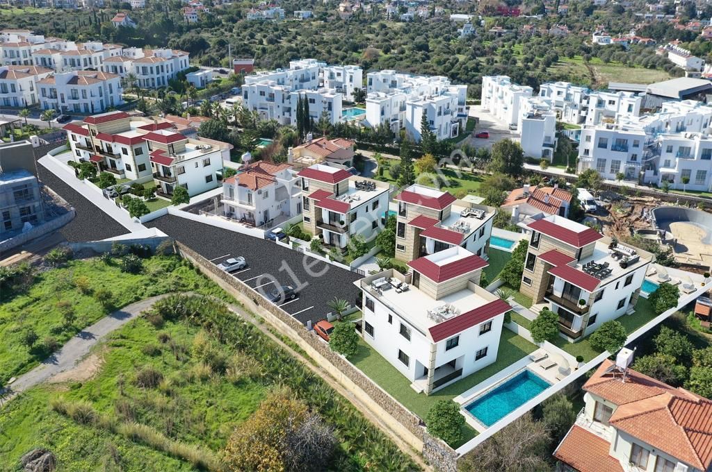 Girne Alsancak'ta Yavuz Çıkartma Plajı Bölgesinde Yeni Bir Yaşam Alanı 3 Yatak Odalı Özel Havuzlu Dubleks Lüks Villalar !!!/ Luxurious 3 Bedroom Dublex  Villas With Private Pool For Sale in Kyrenia, Alsancak!!! 