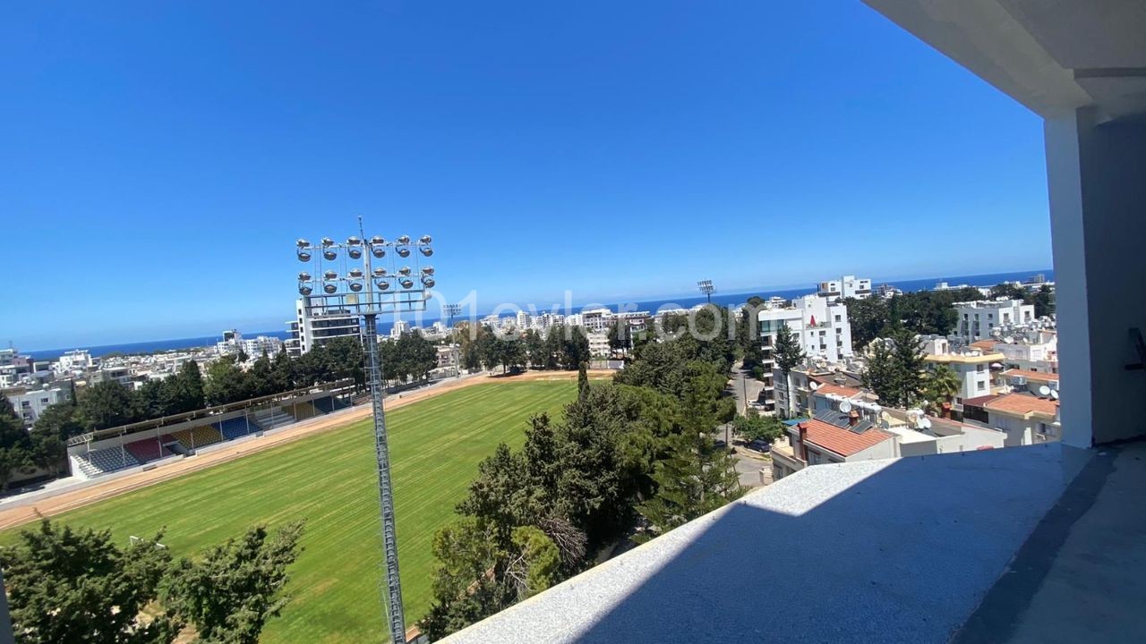 WIR HABEN AN JEDES DETAIL GEDACHT, DAMIT SIE KYRENIA UND DAS MITTELMEER IN IHRER EXKLUSIVEN PENTHOUSE-WOHNUNG GENIEßEN KÖNNEN ** 