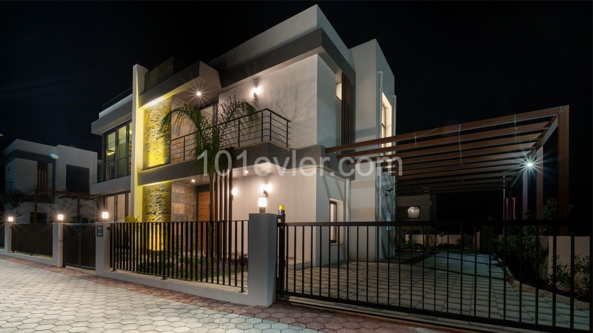 3 BEDROOMED LUXURY VILLAS FOR SALE IN  ALSANCAK KYRENIA 