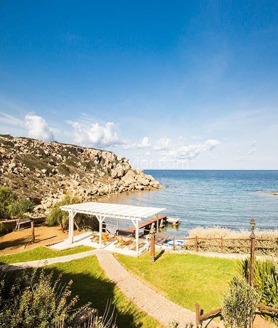 LUXURY SEA SIDE VILLAS FOR SALE IN TATLISU KIBRIS 