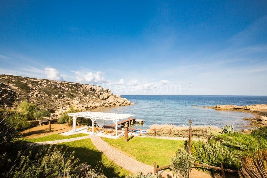 LUXURY SEA SIDE VILLAS FOR SALE IN TATLISU KIBRIS 