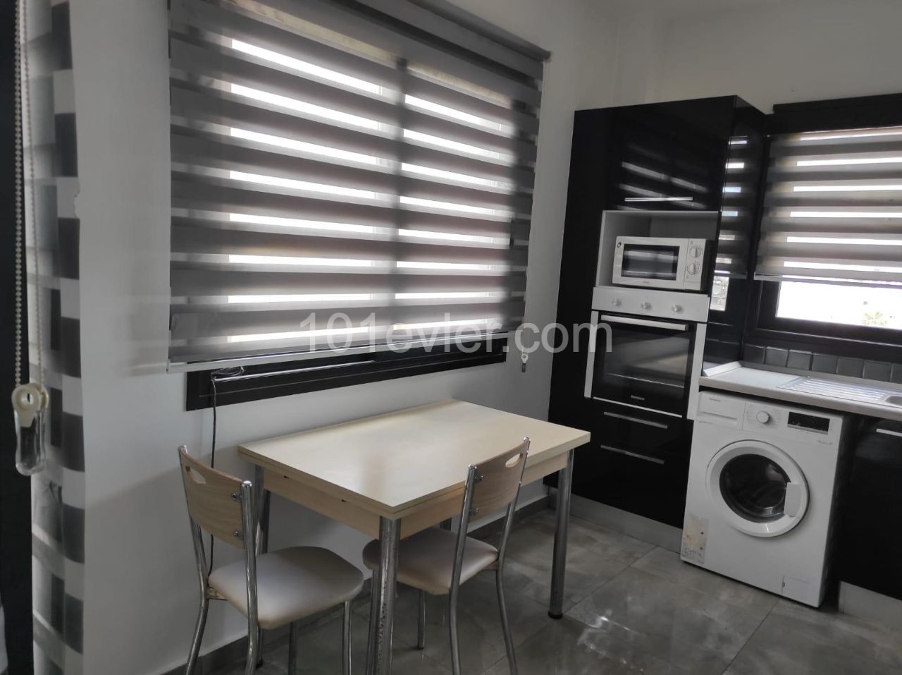 AMAZING FLAT FOR RENT IN DOWN TOWN KYRENIA