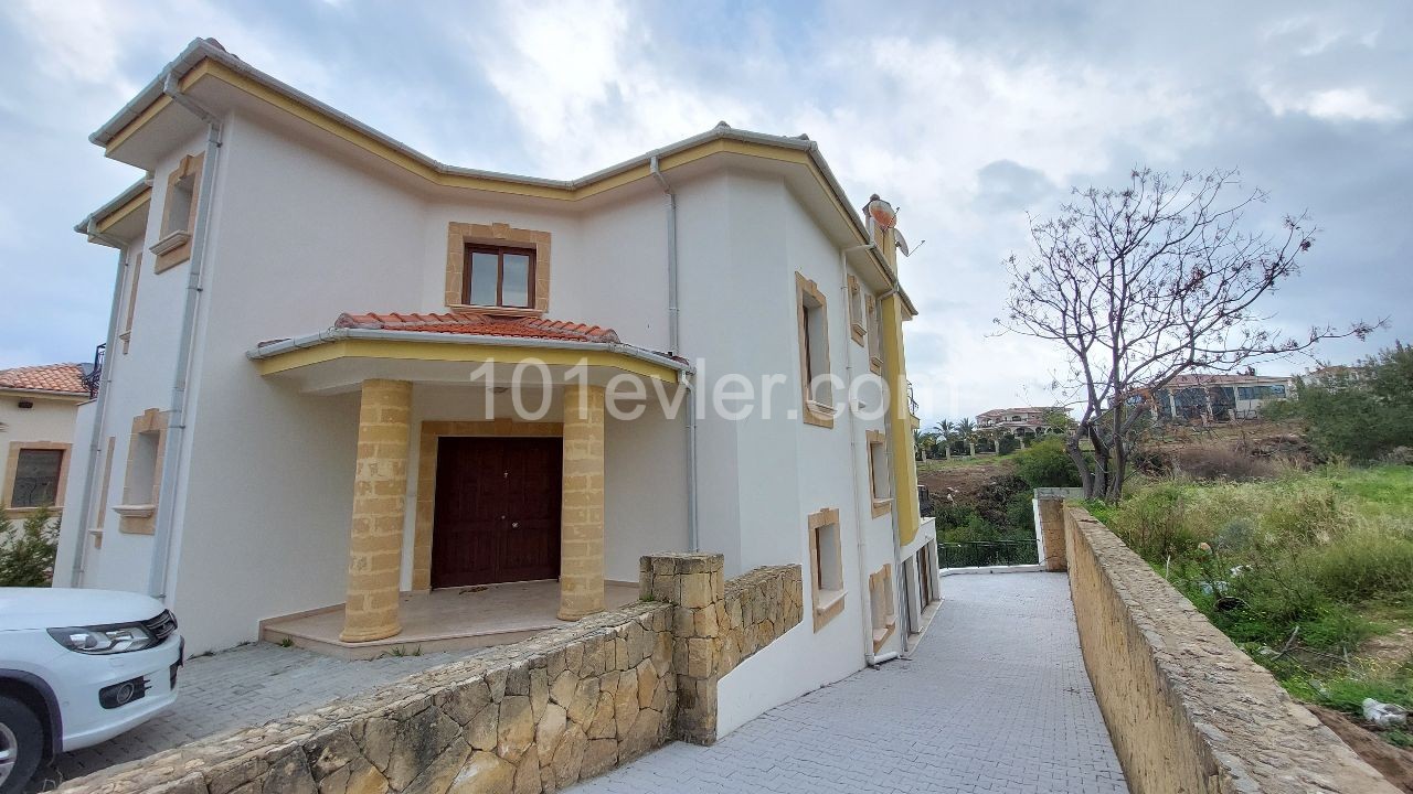 Ozankoy, 5 + 2 Lu ① zu verkaufen villa +905428777144 ** 