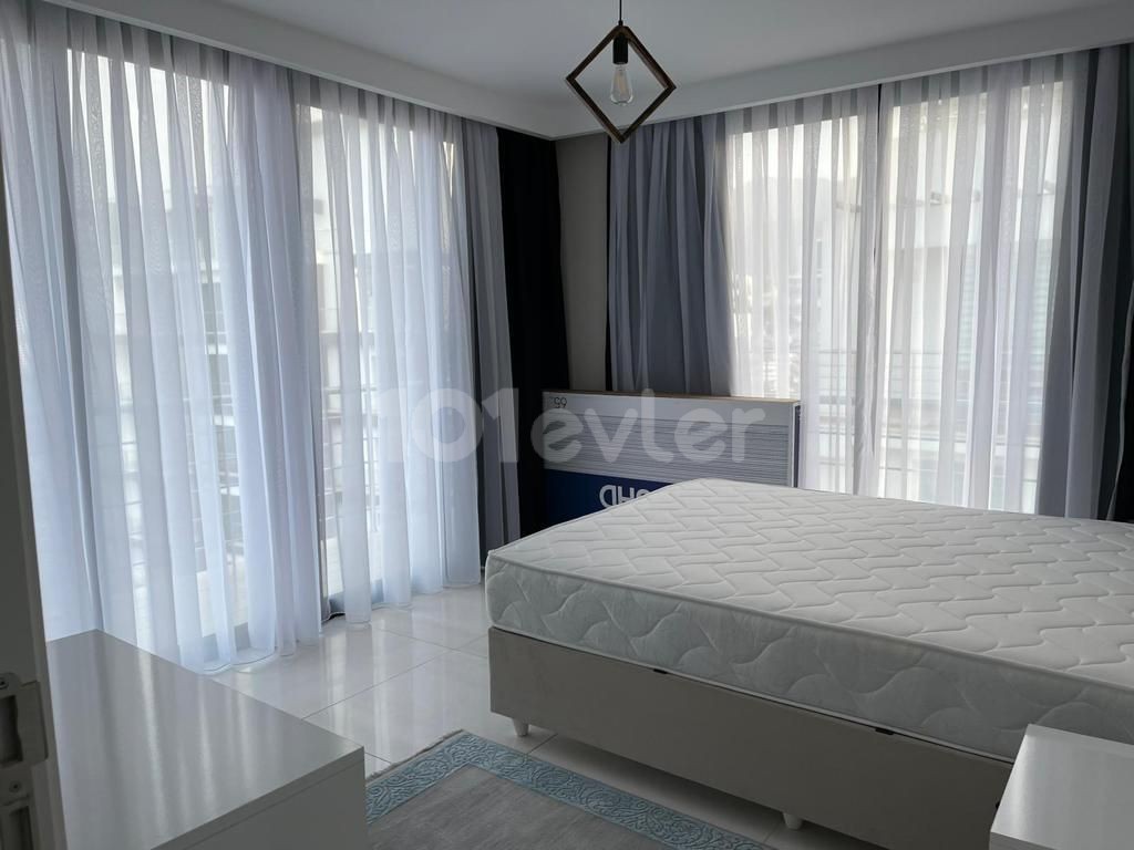 SPECIAL DESIGN 3 BEDROOM PENTHOUSE FLAT IN KYRENIA CENTER