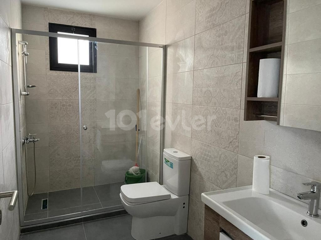 SPECIAL DESIGN 3 BEDROOM PENTHOUSE FLAT IN KYRENIA CENTER