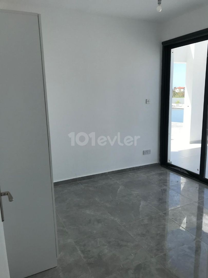 FLATS FOR RENT IN A SITE WITH POOL IN EDREMIT!!