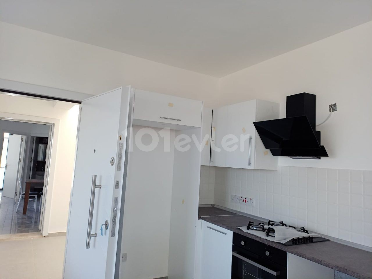 FLATS FOR RENT IN A SITE WITH POOL IN EDREMIT!!