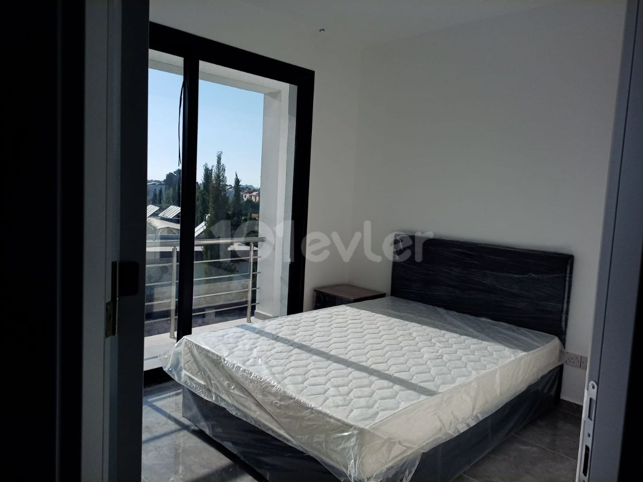 FLATS FOR RENT IN A SITE WITH POOL IN EDREMIT!!