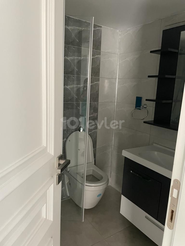 DUPLEX ZU VERMIETEN WOHNUNG MIT PRIVATEM POOL!! ** 