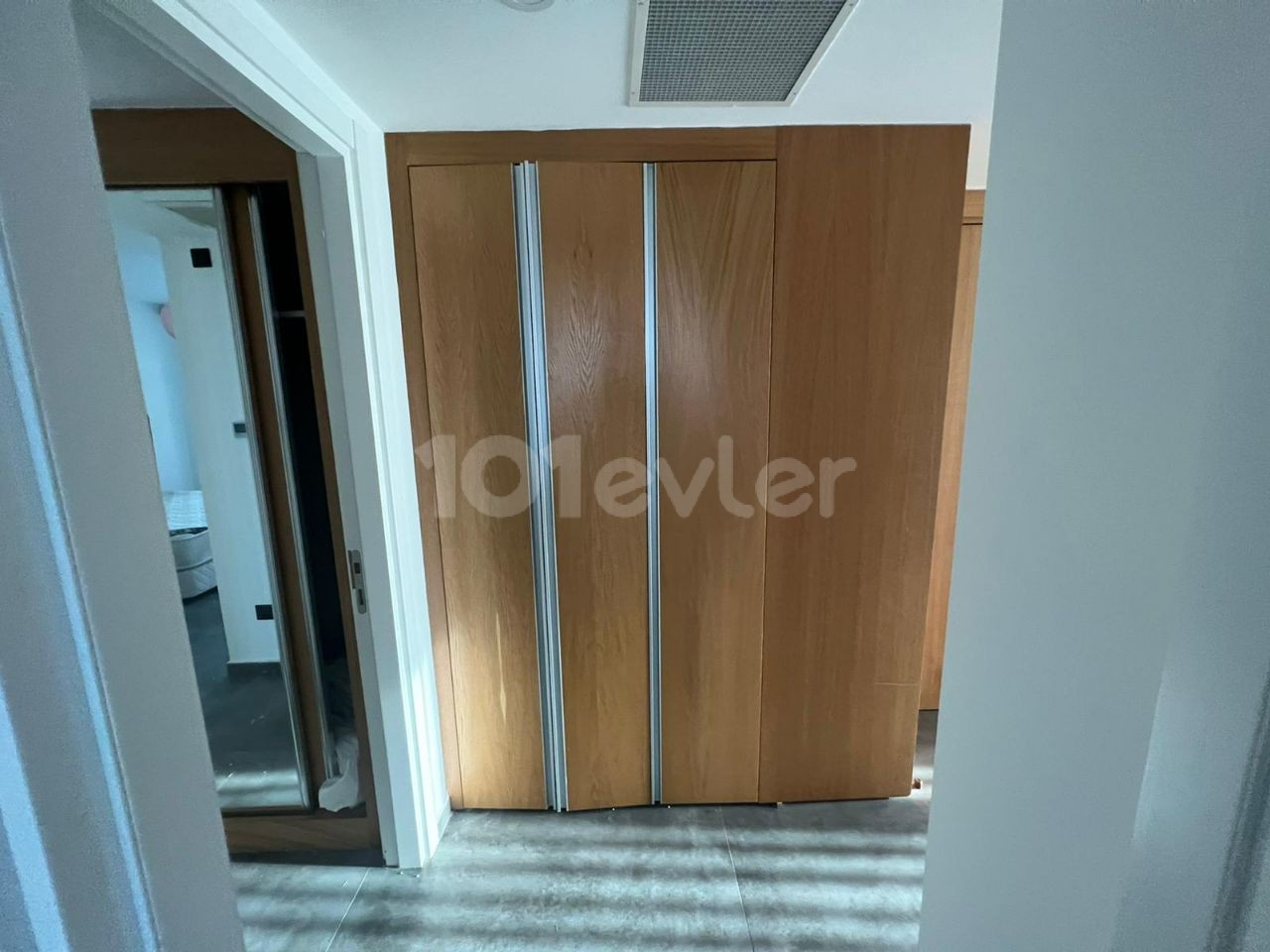 2+1 LUXURIOUS FLAT FOR RENT IN KYRENIA CENTER!