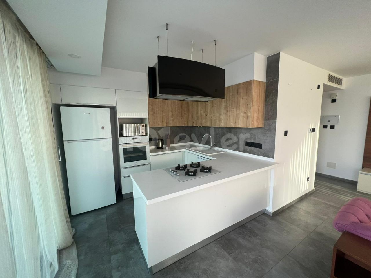 2+1 LUXURIOUS FLAT FOR RENT IN KYRENIA CENTER!