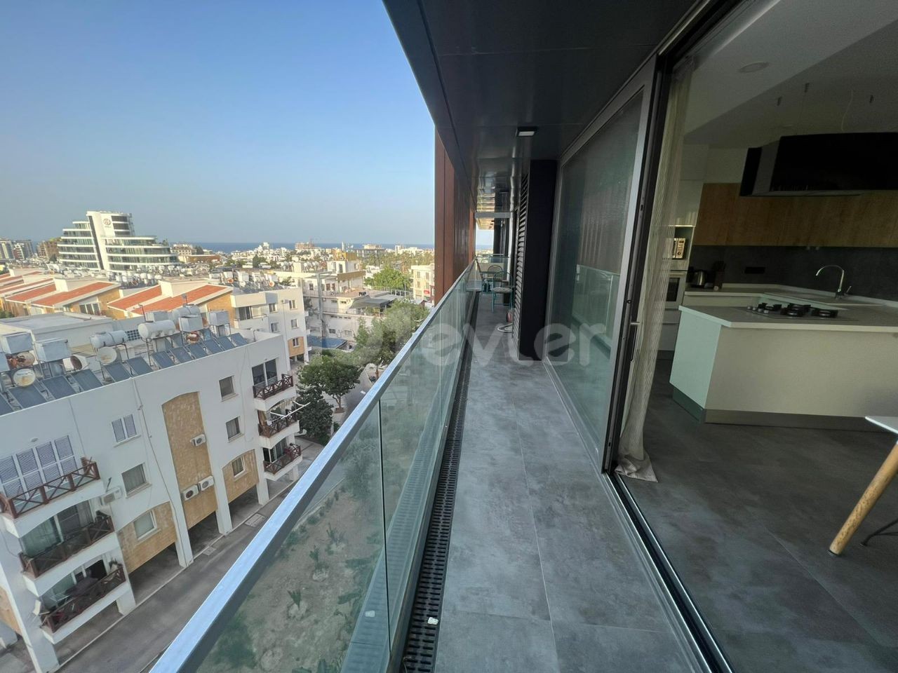 2+1 LUXURIOUS FLAT FOR RENT IN KYRENIA CENTER!