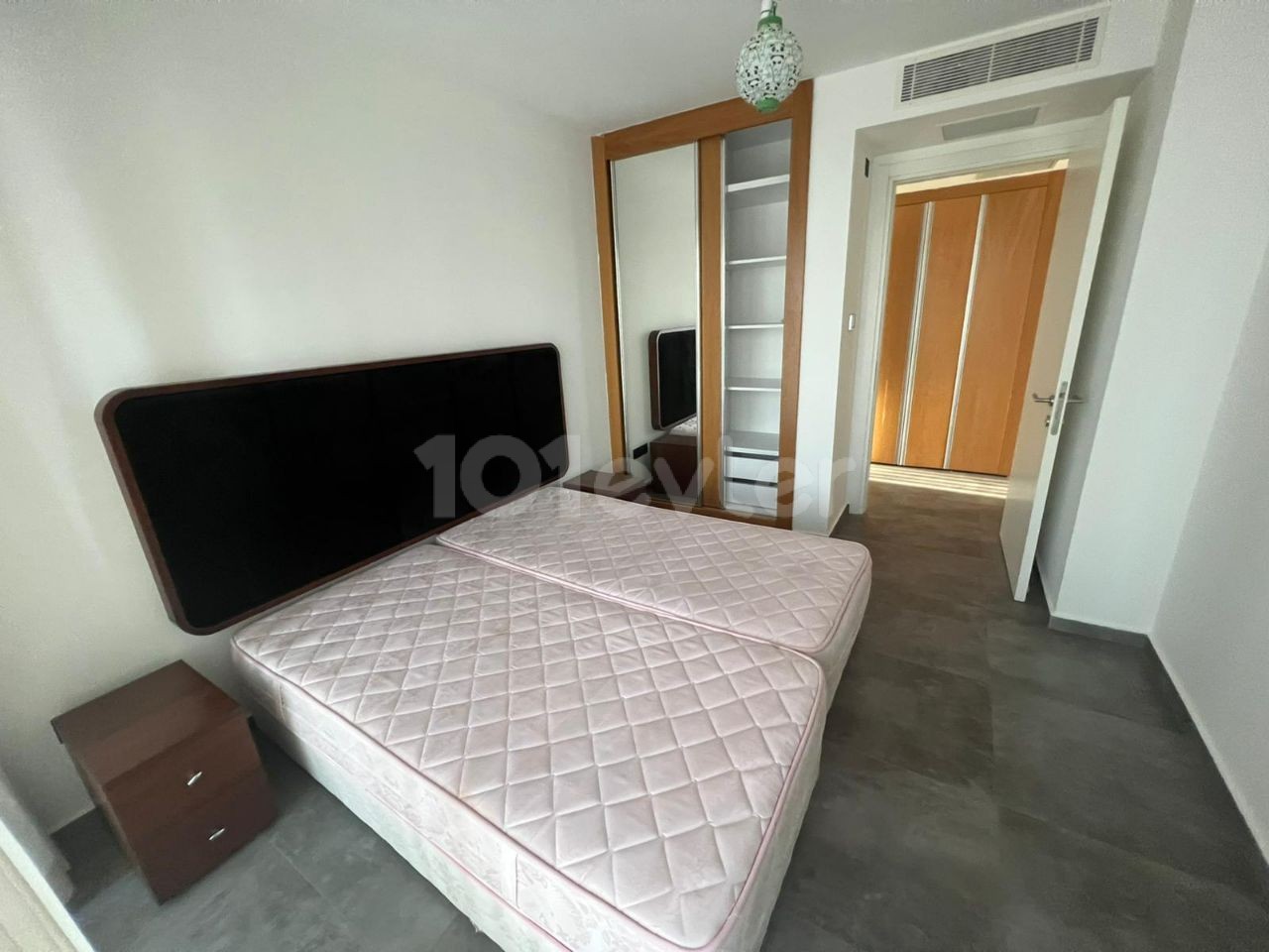 2+1 LUXURIOUS FLAT FOR RENT IN KYRENIA CENTER!