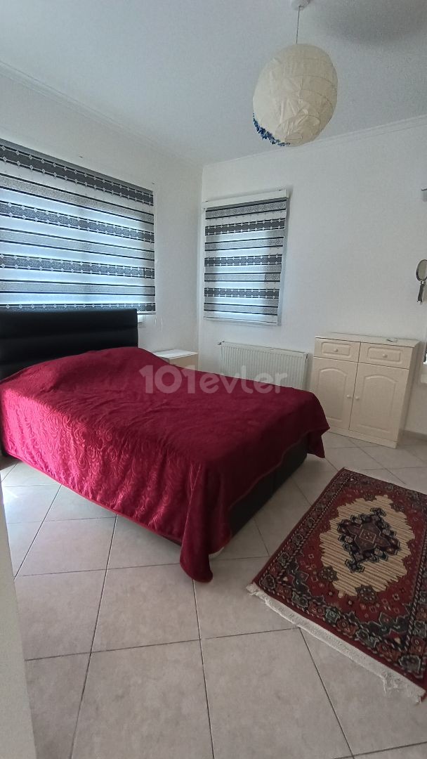 Lapta da Özel Havuzlu Deniz Manzaralı Eşyalı Kiralık Villa!