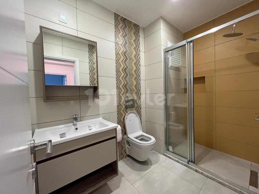 GIRNE MERKEZDE LÜKS 2+1 DAİRE 