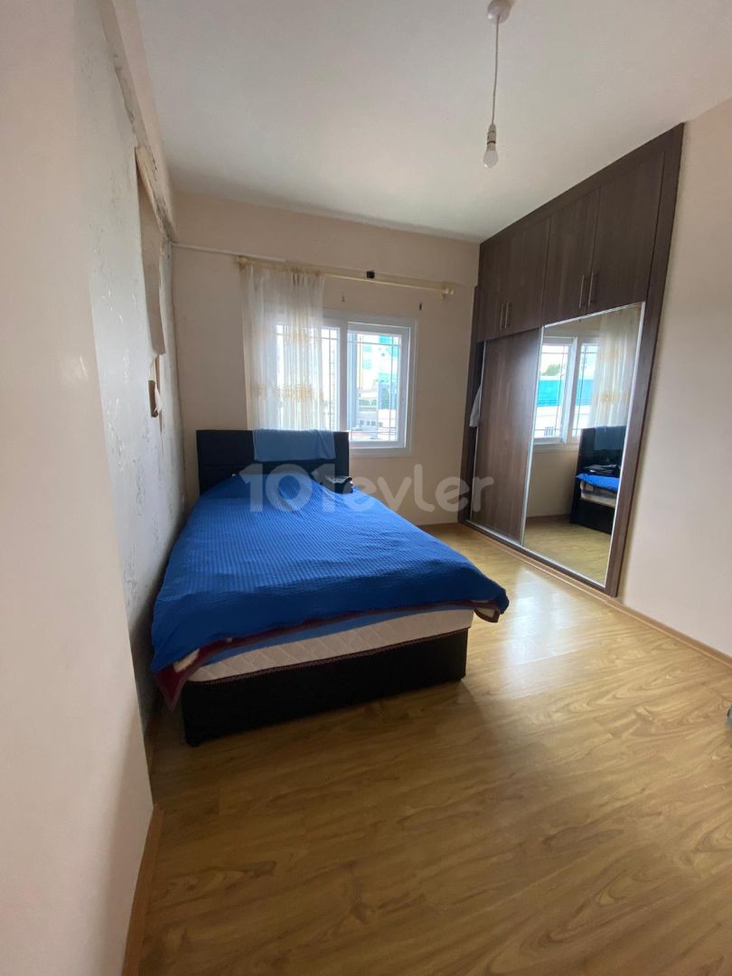 Möblierte 3+1 Wohnung zu verkaufen in Yenişehir!