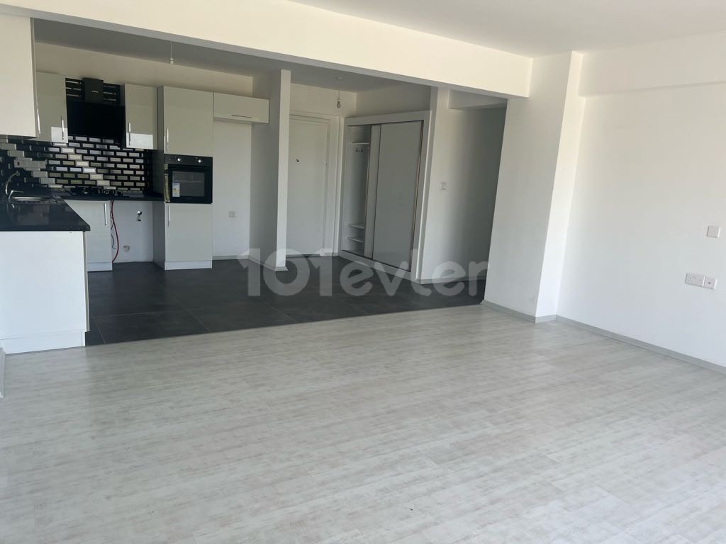 Iskele Edelweiss residence’ta eşyasız sıfır 2+1