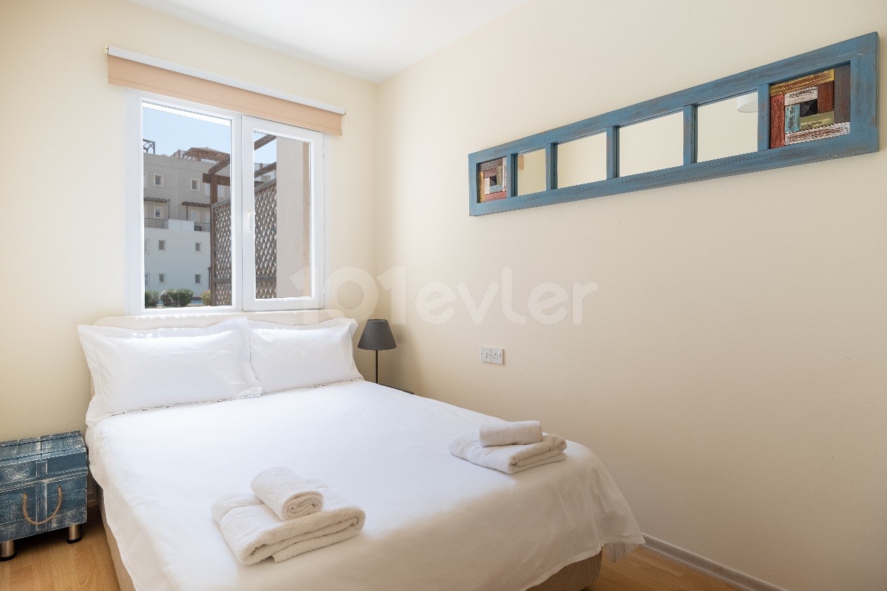  READY APARTMENT WITH 3 BEDROOMS AND A PRIVATE POOL, DIRECTLY BY THE MEDITERRANEAN SEA !!!