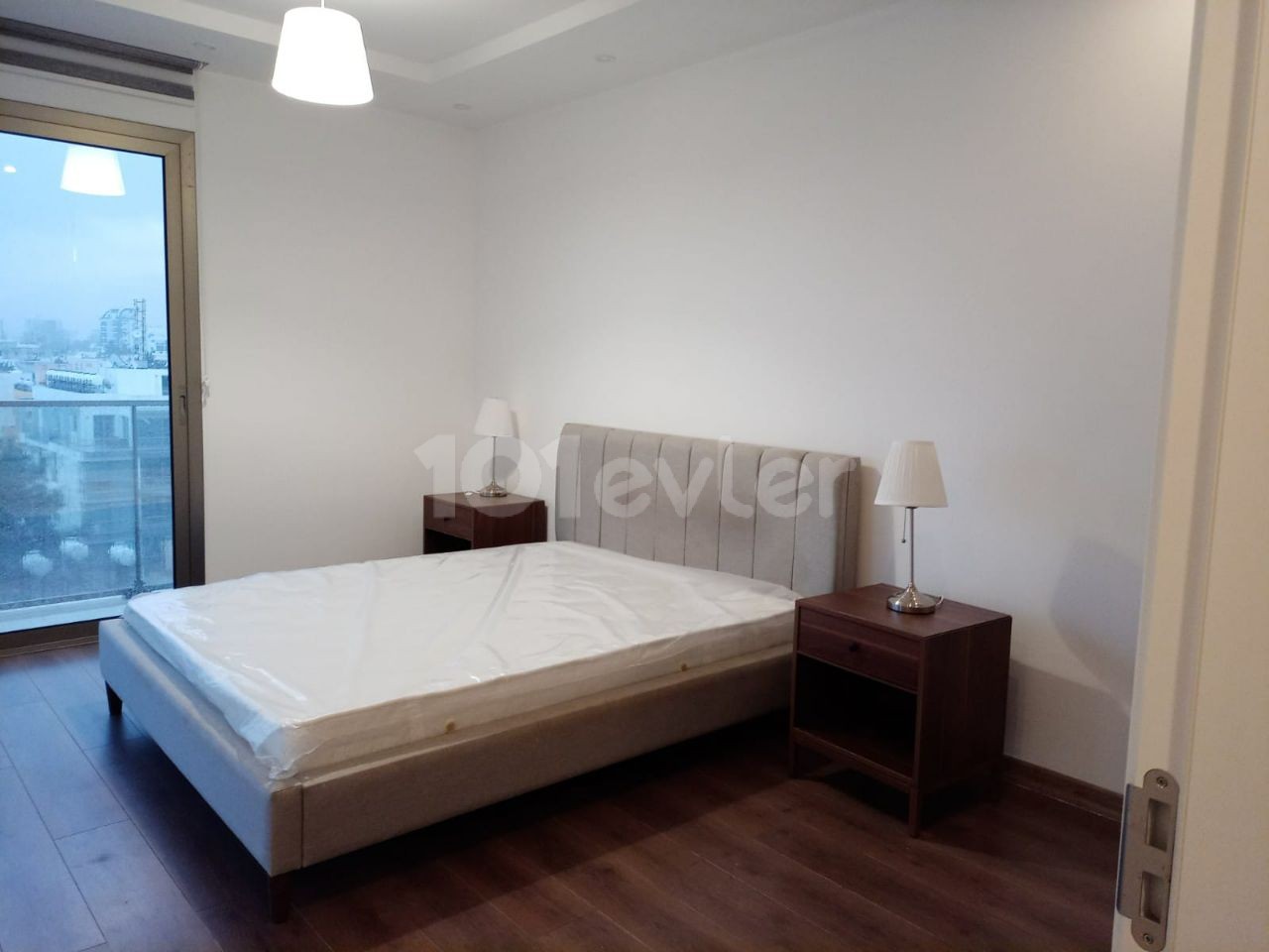 3 BEDROOM FULLY FURNISHED PENTHOUSE FOR RENT IN KYRENIA CITY CENTER!!