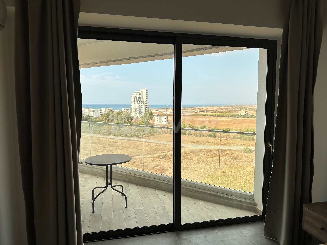 1 bedroom apartment with a sea view 