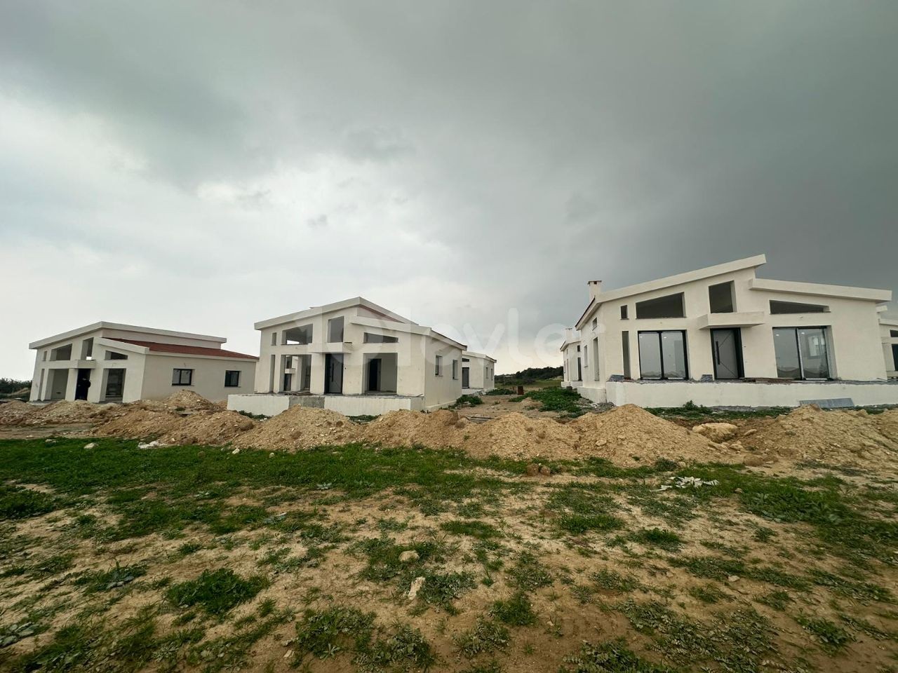 FREISTEHENDE WOHNUNGEN AUF DER HALBINSEL KARPAZ, DER SCHÖNSTEN GRÜNSTEN BLAUEN REGION ZYPERN