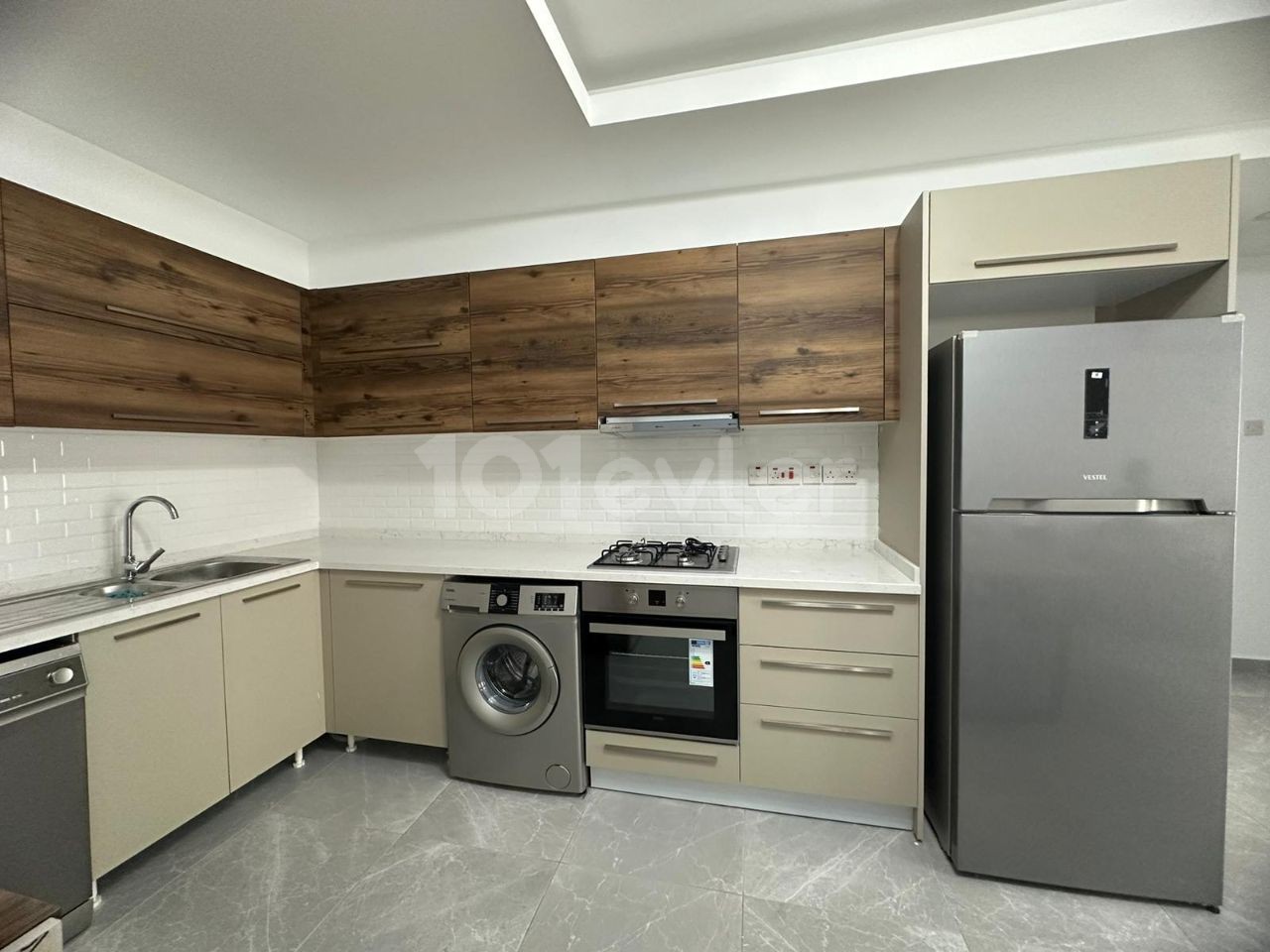 NEW 2+1 FLAT FOR RENT IN KYRENIA CENTER