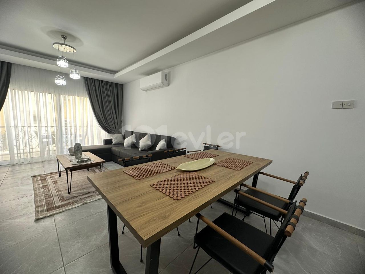 NEW 2+1 FLAT FOR RENT IN KYRENIA CENTER