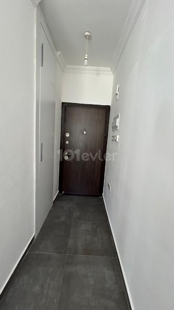 1-ZIMMER-WOHNUNG ZUM VERKAUF IN KYRENIA KARAOGLANOGLU!