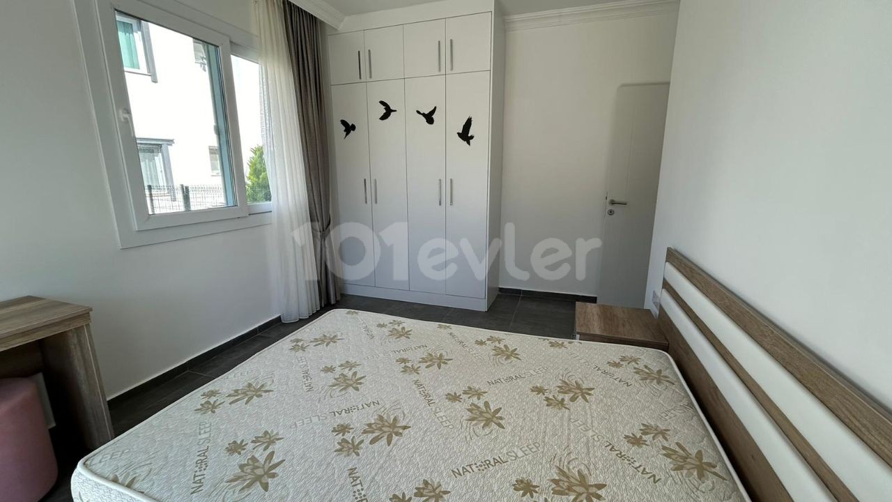 1 BEDROOM PENTHOUSE APARTMENT FOR SALE IN KYRENIA KARAOGLANOGLU!