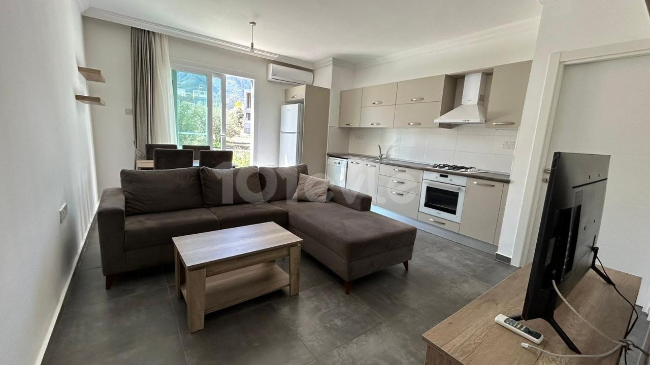 1 BEDROOM PENTHOUSE APARTMENT FOR SALE IN KYRENIA KARAOGLANOGLU!