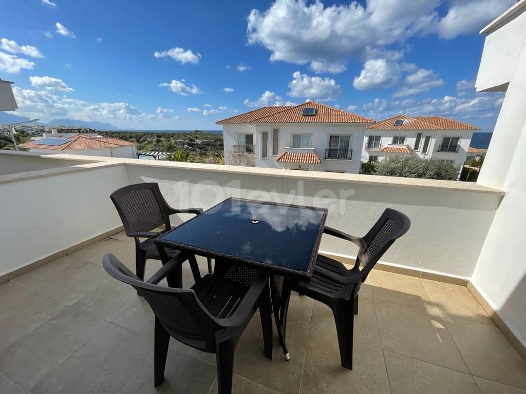 1 DUPLEX PENTHOUSE WITH SEA VIEW FOR SALE IN KYRENIA ESENTEPE!