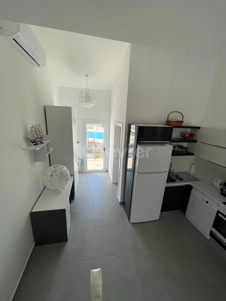 1 DUPLEX PENTHOUSE WITH SEA VIEW FOR SALE IN KYRENIA ESENTEPE!