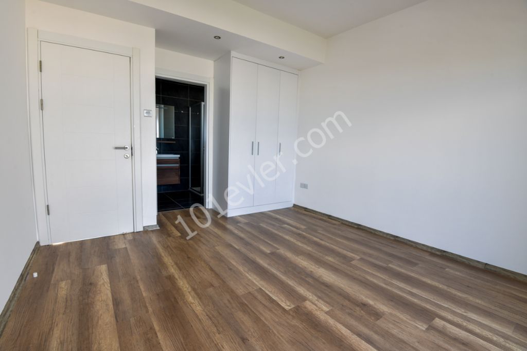 Kıbrıs Girne Merkez Satılık 3+1 Duplex Penthouse