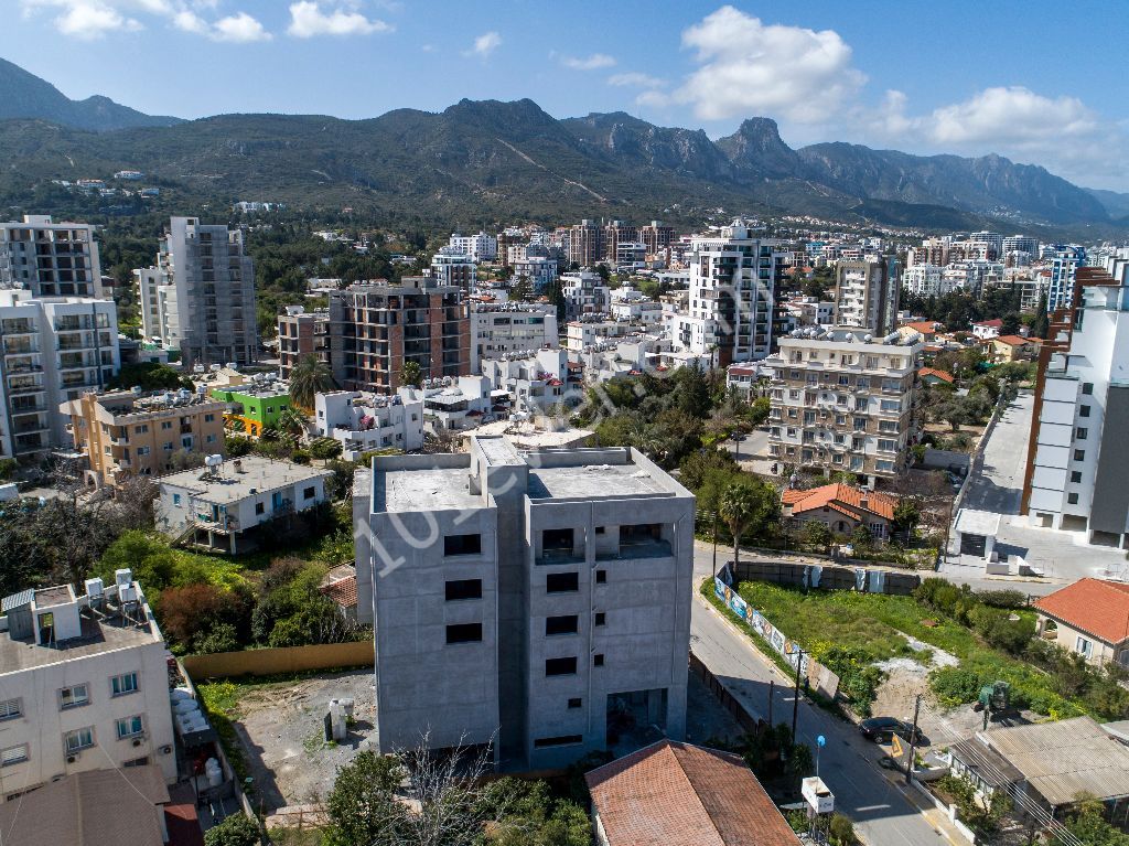 Kıbrıs Girne Merkez Mükemmel Lokasyonda Satılık Dükkan