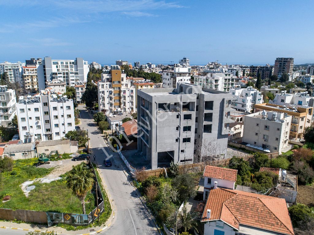 Kıbrıs Girne Merkez  Satılık 1+1 Daire