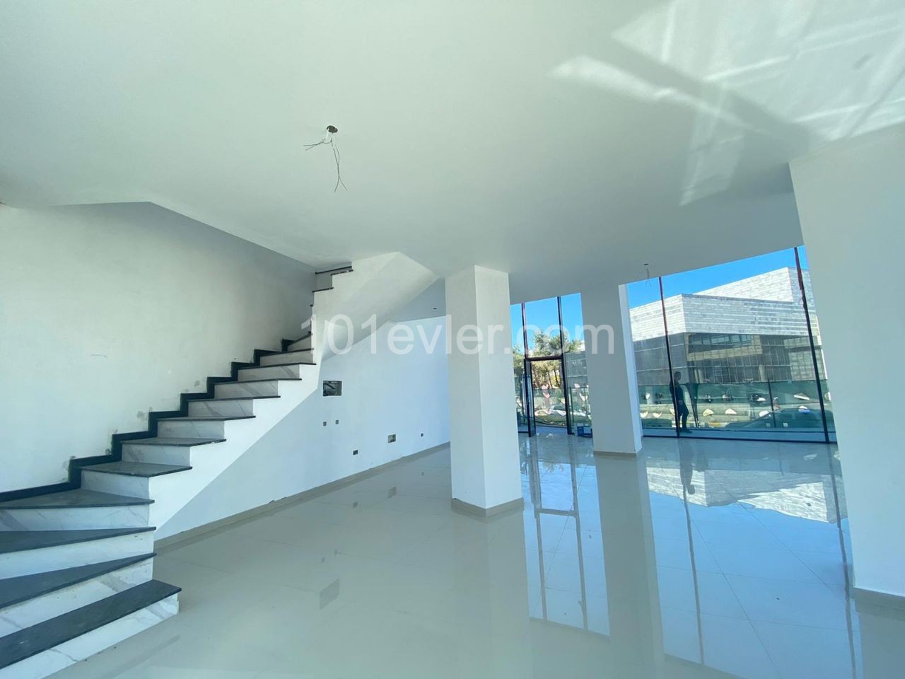 Shop To Rent in Girne Merkez, Kyrenia