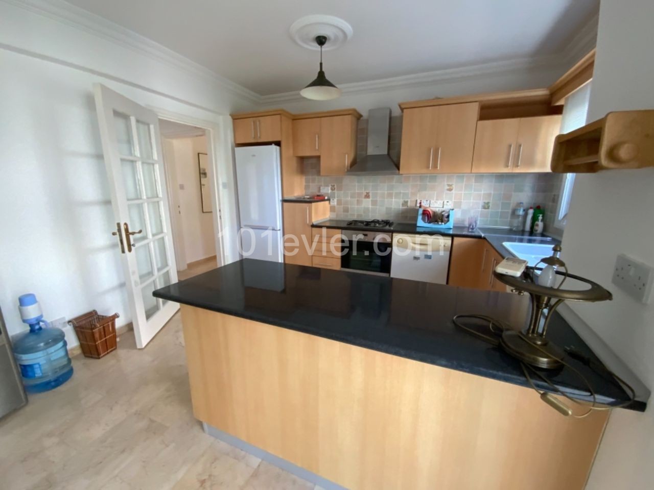 Flat To Rent in Girne Merkez, Kyrenia