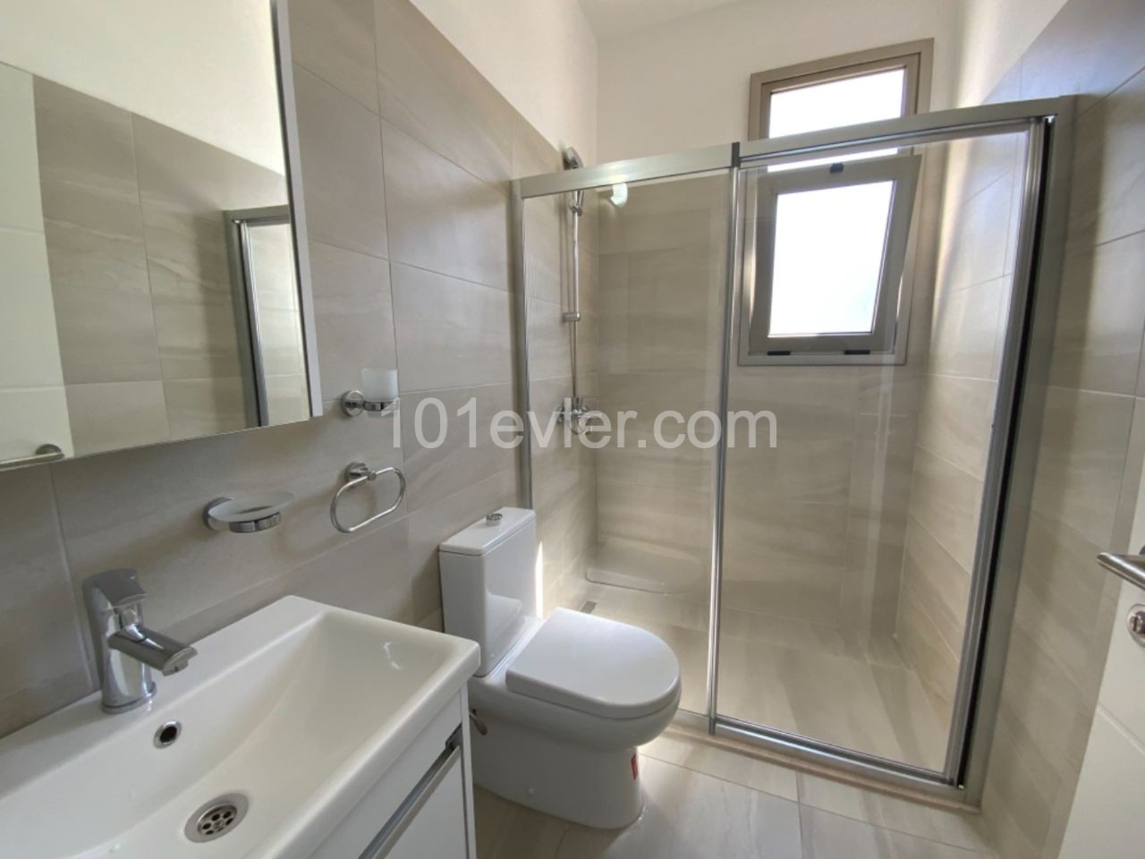 Penthouse To Rent in Zeytinlik, Kyrenia