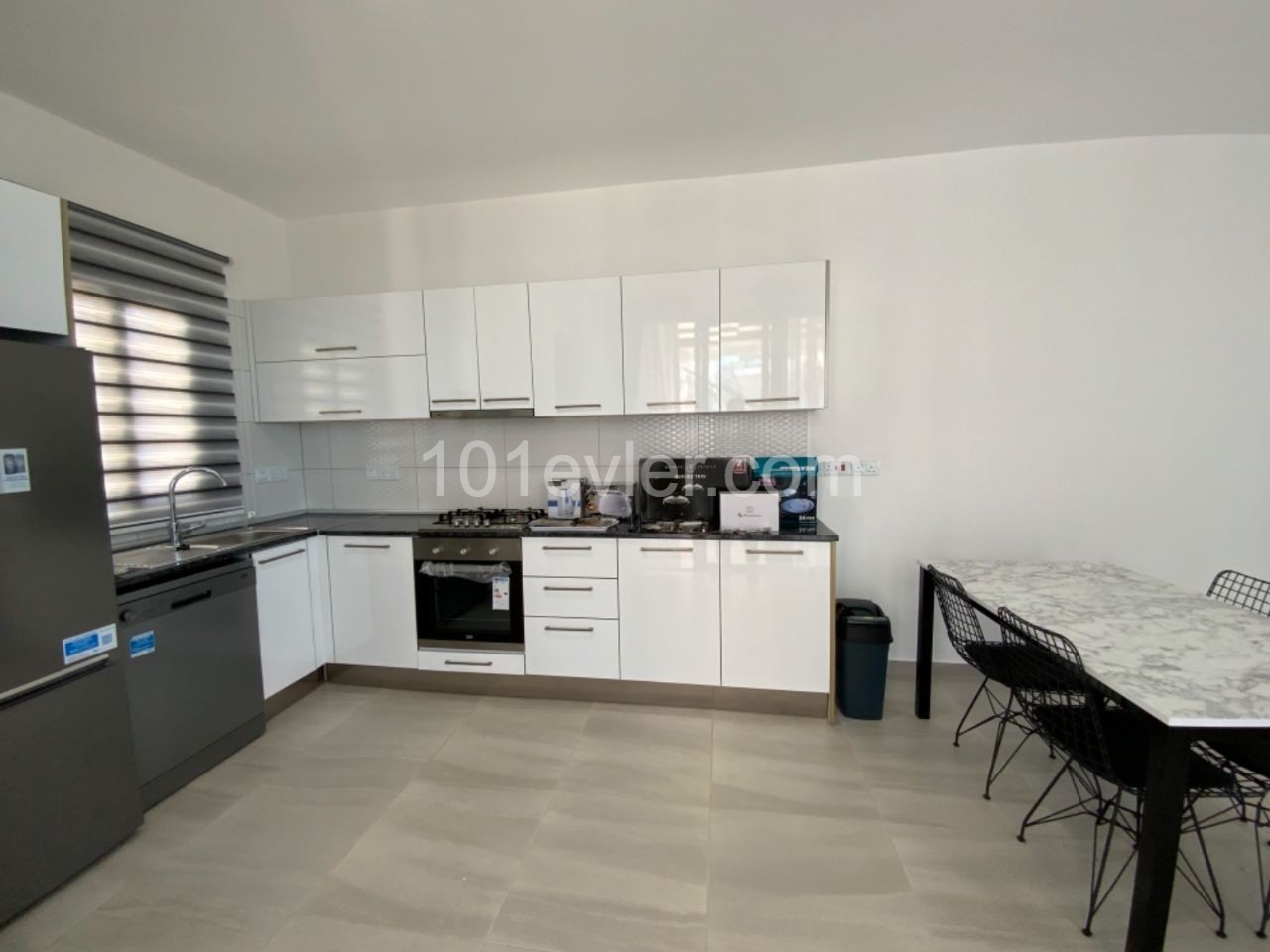 Penthouse To Rent in Zeytinlik, Kyrenia