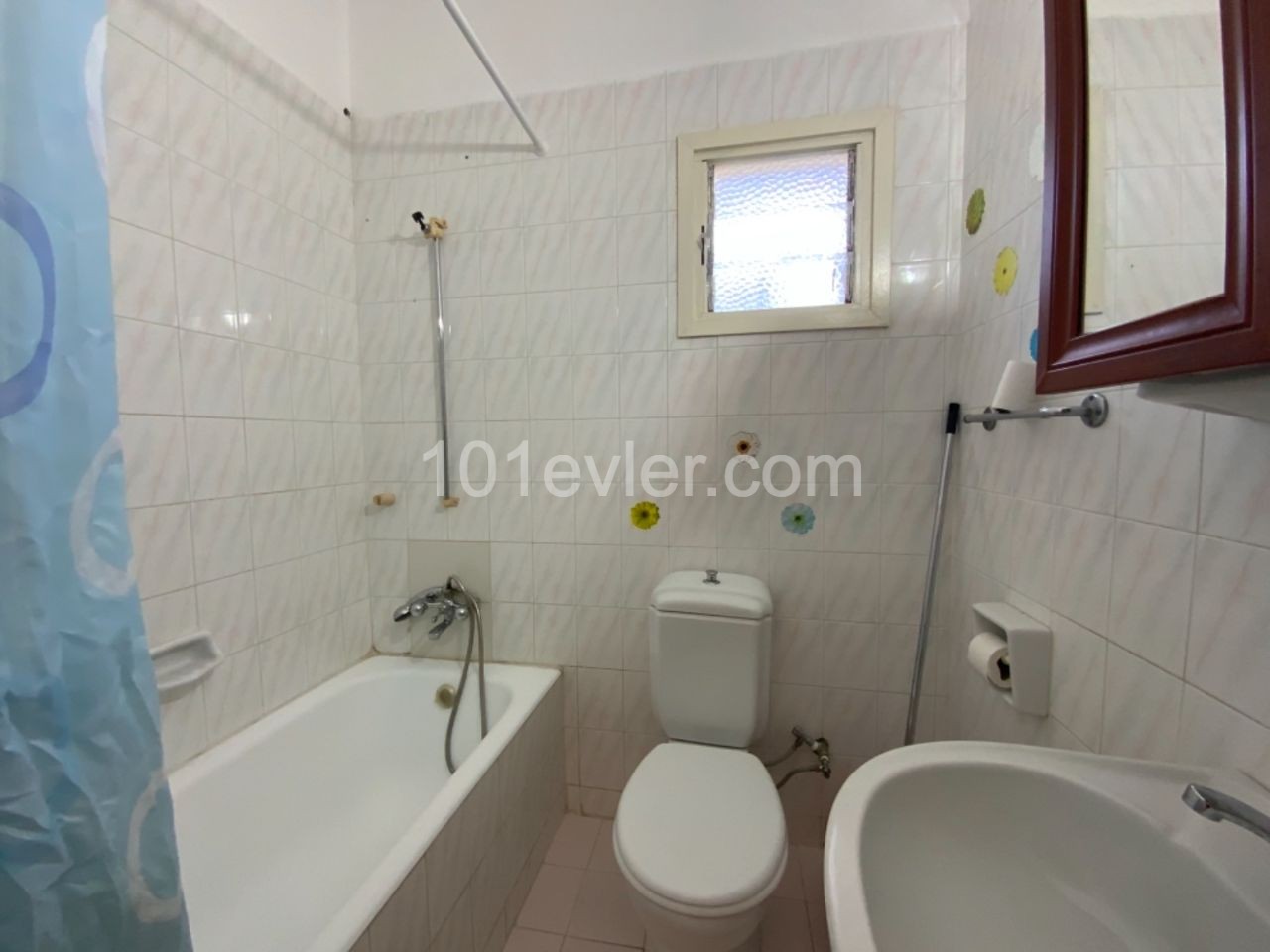 Kıbrıs Girne Merkez Kiralık 3+1 Daire