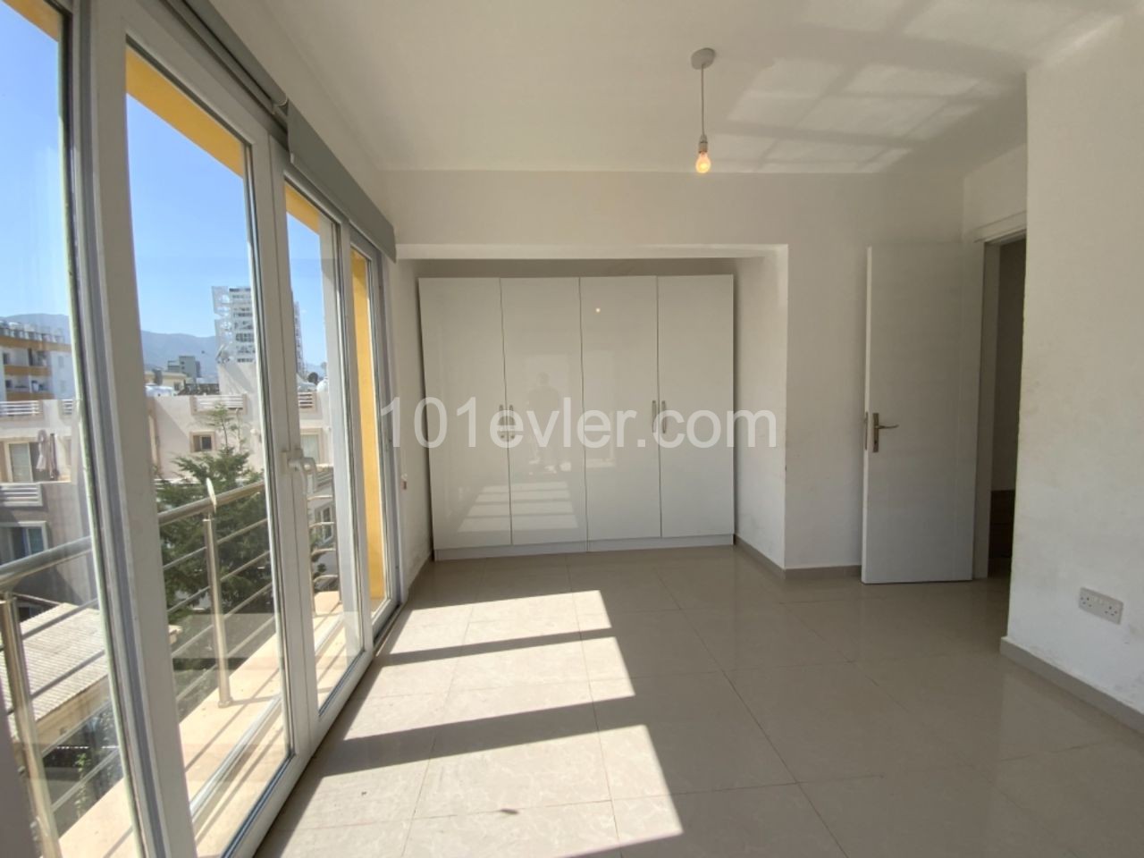 Office For Sale in Girne Merkez, Kyrenia