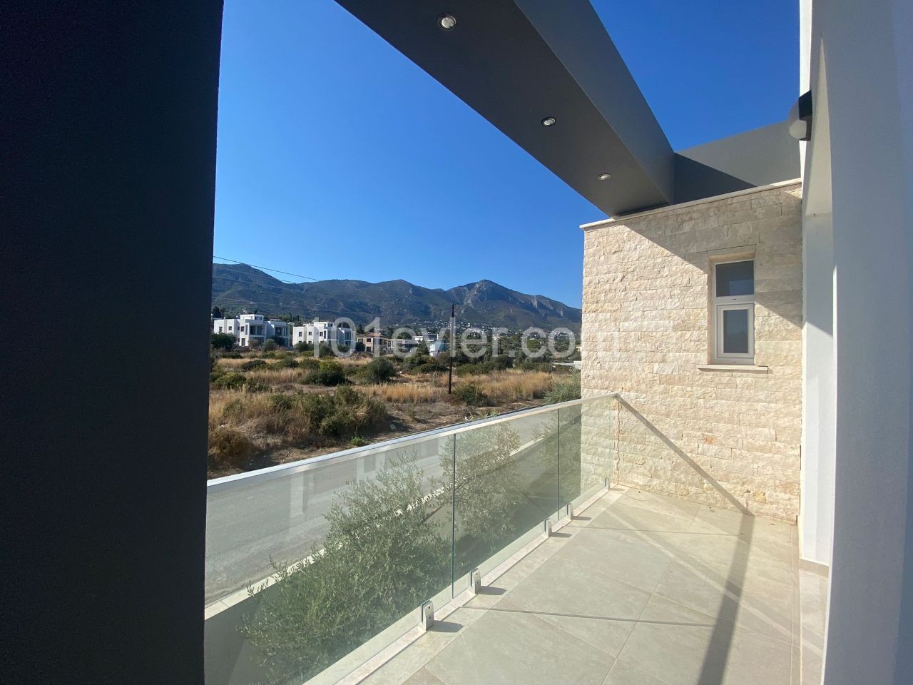 Mountain and Sea View Villa for Sale in Ozanköy, Kyrenia ** 